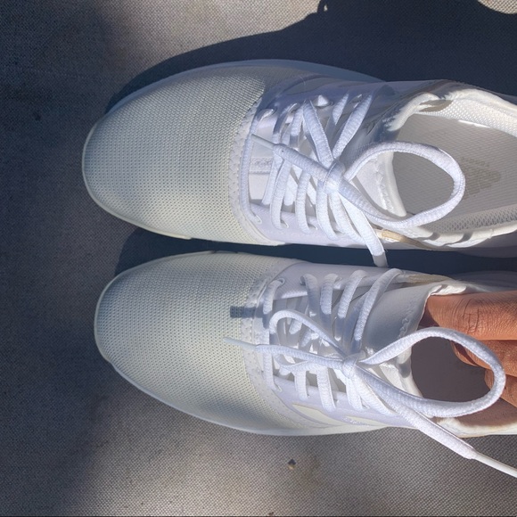 Addias - Picture 4 of 5